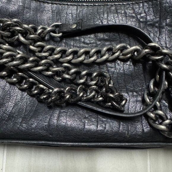 Maxon Collection Black Leather Crossbody Bag - Picture 5 of 7